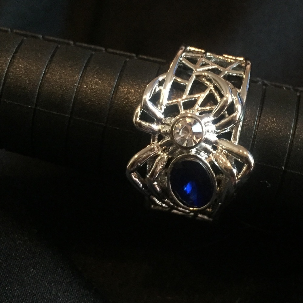 🕷 Spider on spiderweb ring 🕷
